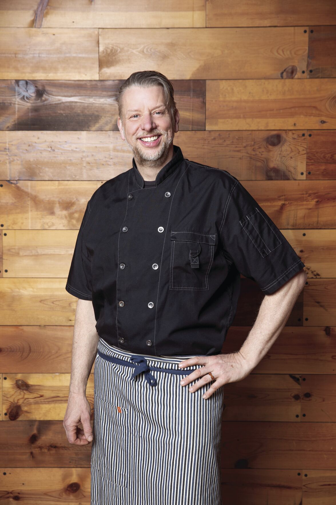 2022.03.22_Dierbeck_ED_Chefs_DaveatBraise-Final_1.jpg